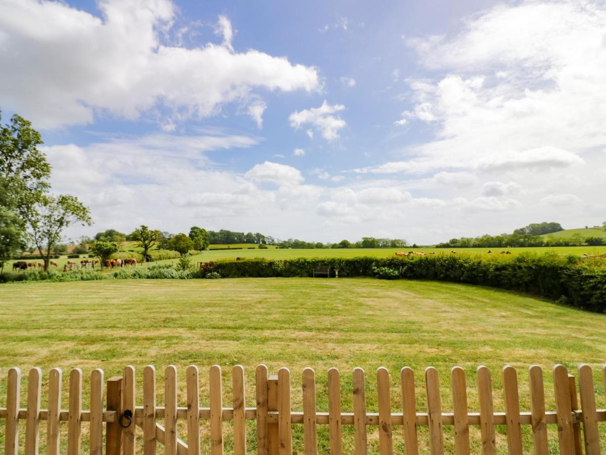 Oak Barn * Daventry